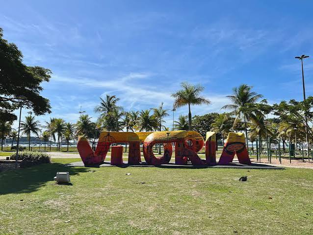 Praça dos Namorados
