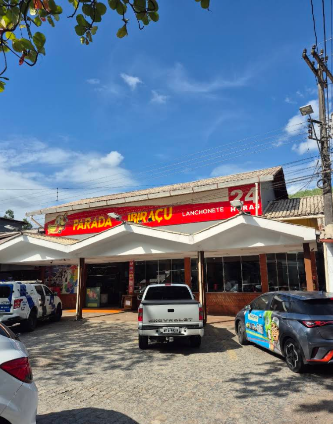 Parada Ibiraçu (Café da Manhã & Pastel)